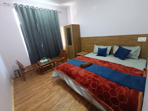 Room From Inside.